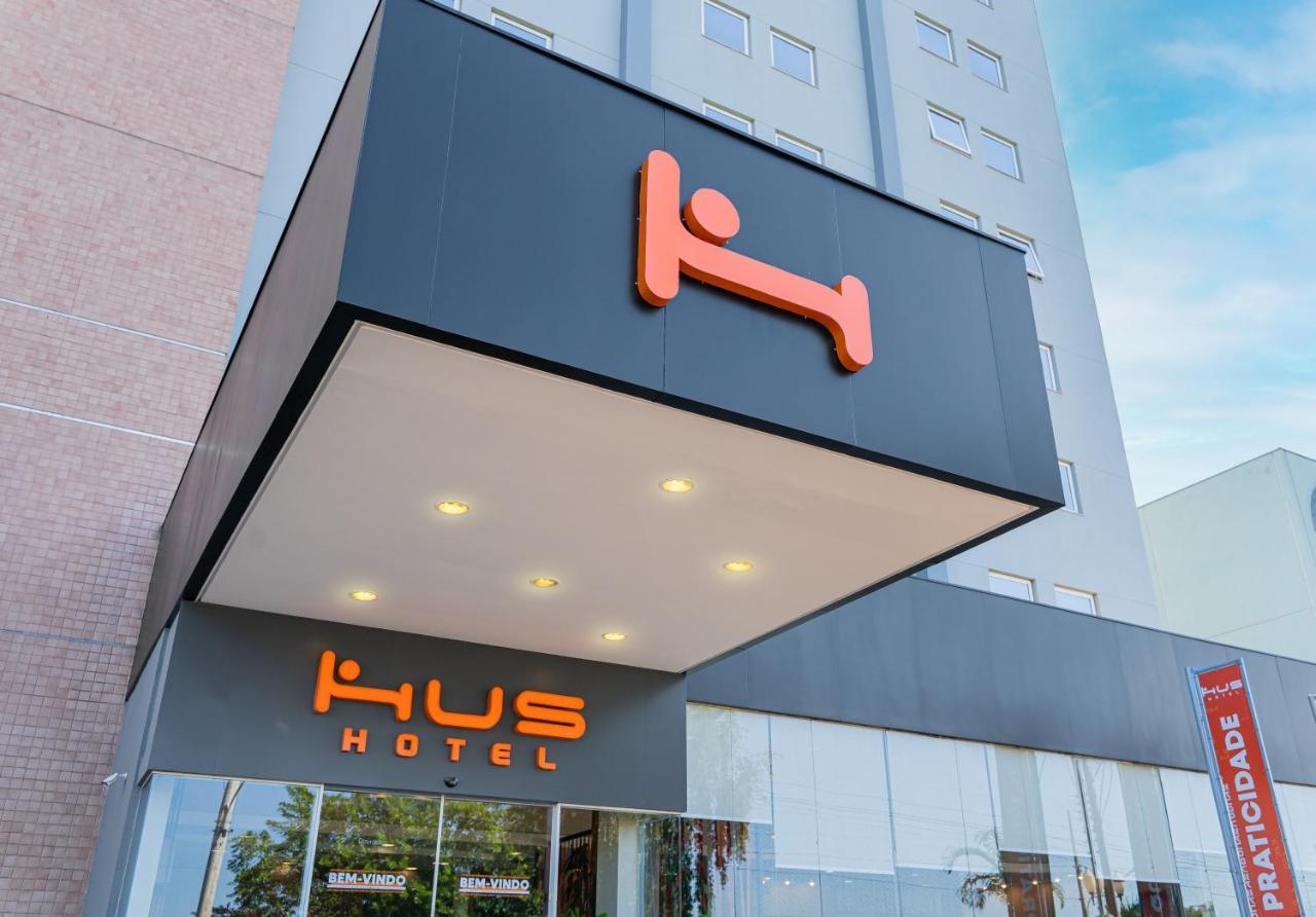 Hus Hotel Dourados Esterno foto