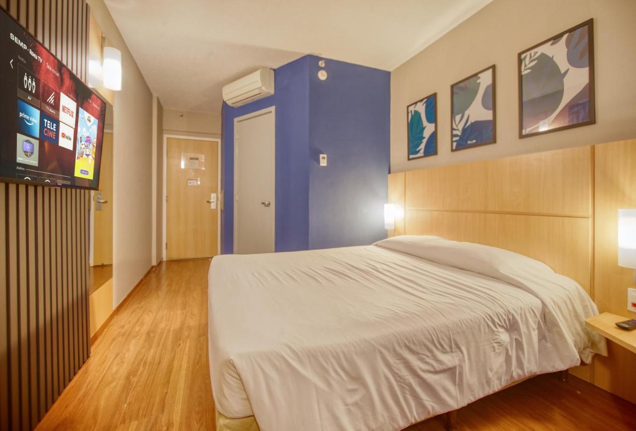 Hus Hotel Dourados Esterno foto